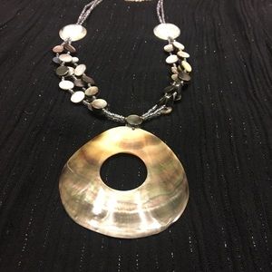 Beautiful Shell & Bead Necklace